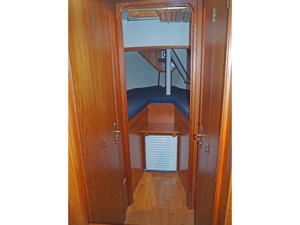 Fore ship, Accommodation